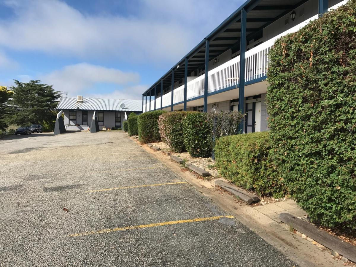 Snow Season Motor Inn Cooma Exteriér fotografie